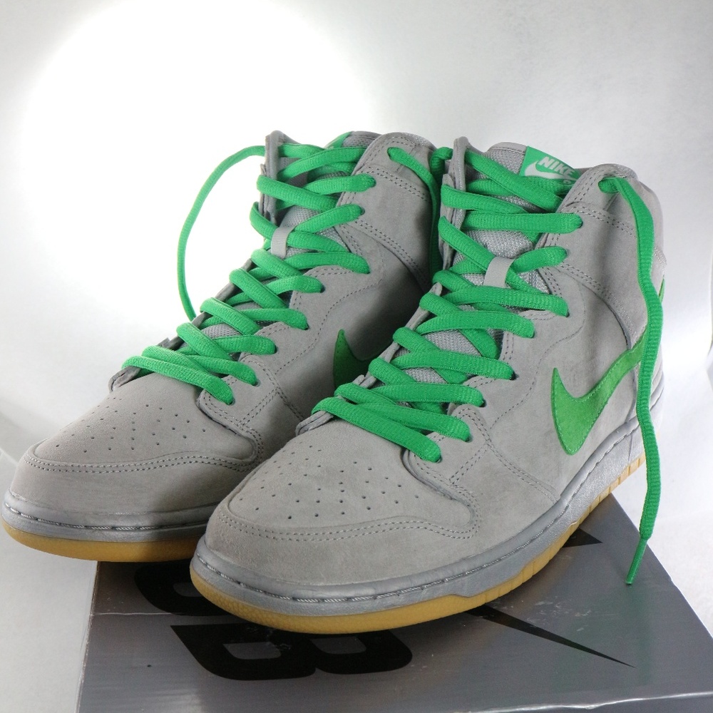 SOLD!! NIKE SB Dunk High 'Silver Box' Sneakers - Picture 7 of 8
